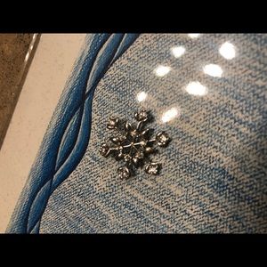 Snowflake pendant